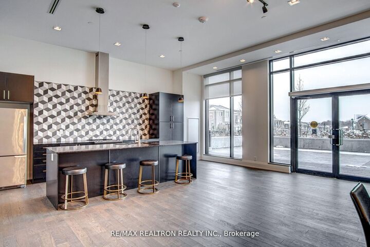 Property Photo: 555 William Graham Drive 228 ON L4G 4H9