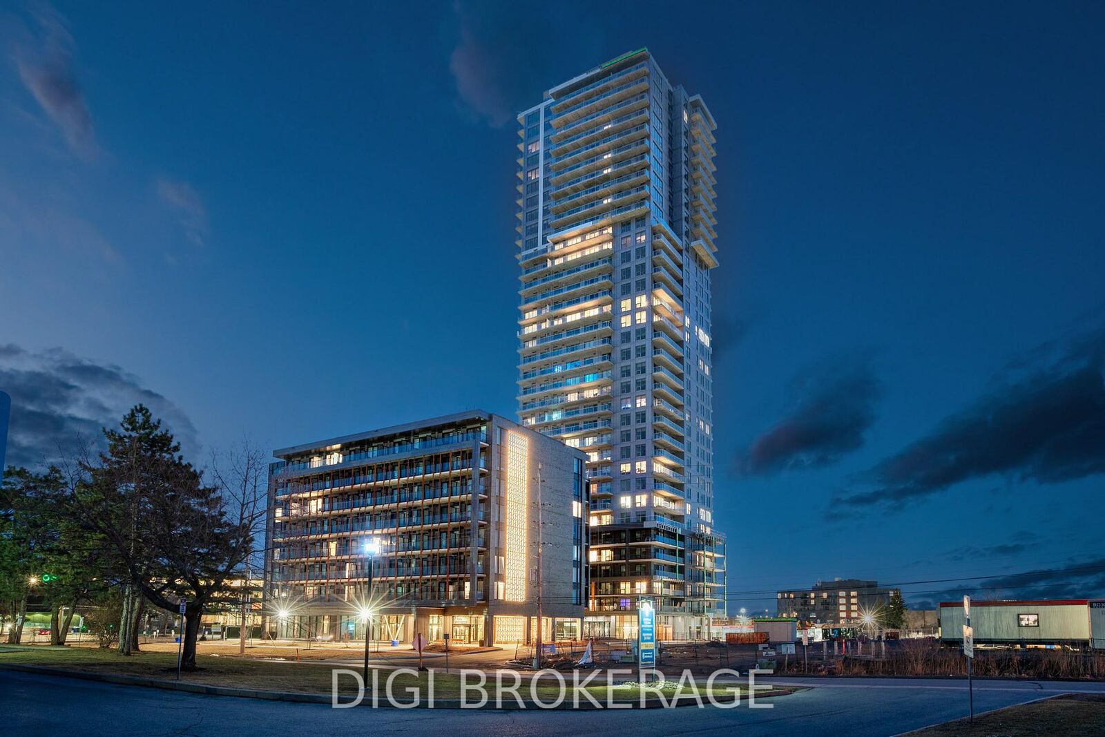 Property Photo: 1240 Cummings Avenue 3502 ON K1J 0E3