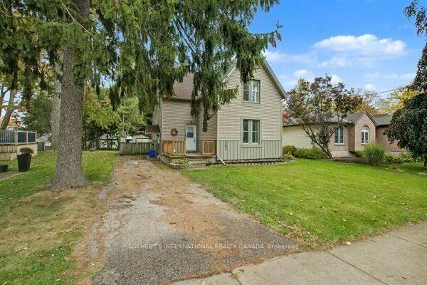 Property Photo:  263 Cumberland Street  ON N0G 2P0 