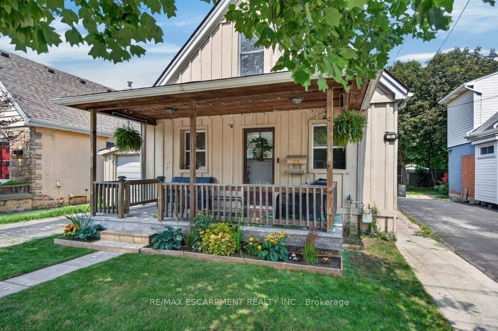 Photo de la propriété: 15 Crockett Street ON L8V 1G8