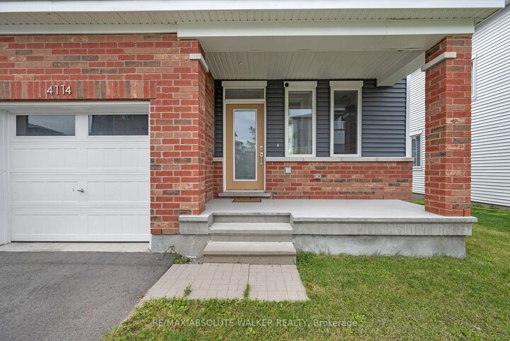Property Photo: 4114 Obsidian Street ON K2J 6X9