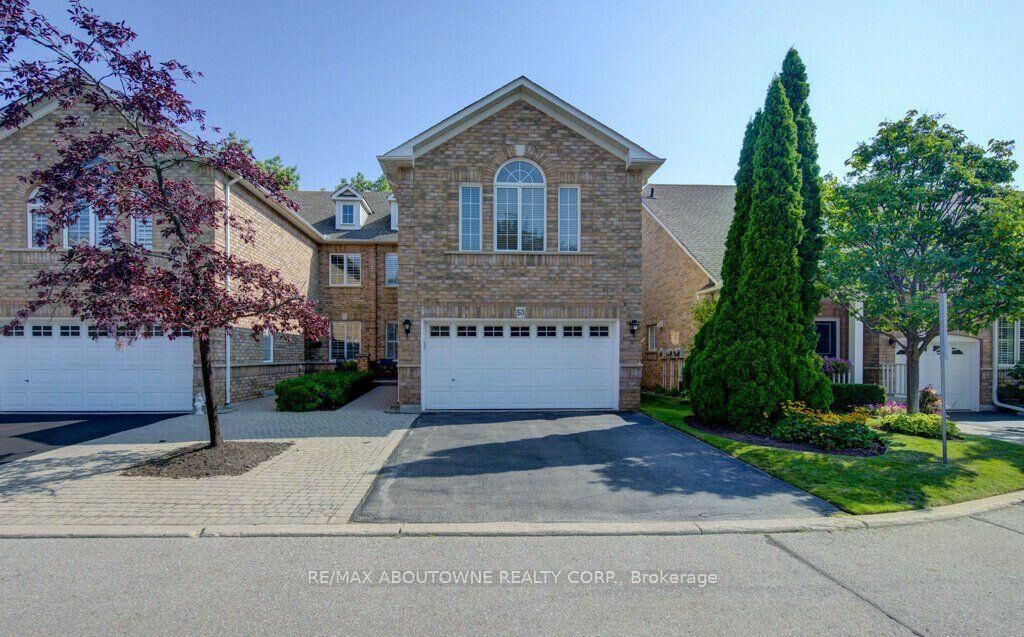 Property Photo: 3045 New Street 53 ON L7N 3V9