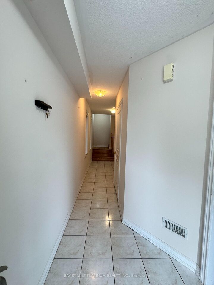 Property Photo:  54 Nisbet Boulevard 6  ON L8B 0S9 