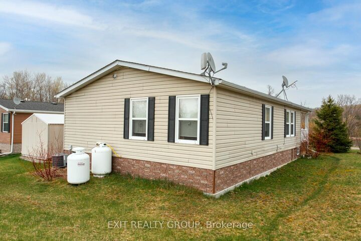 Property Photo: 46-152 Concession Road 11 W N/A ON K0L 1Y0