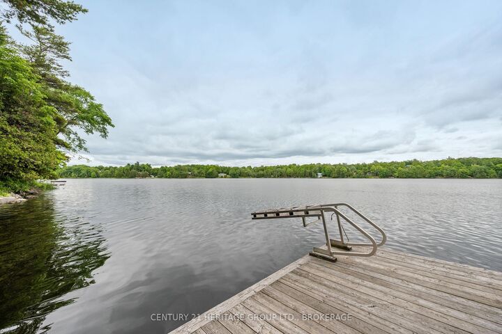 Property Photo: 4212 Pine Ridge Drive ON K0H 0B8