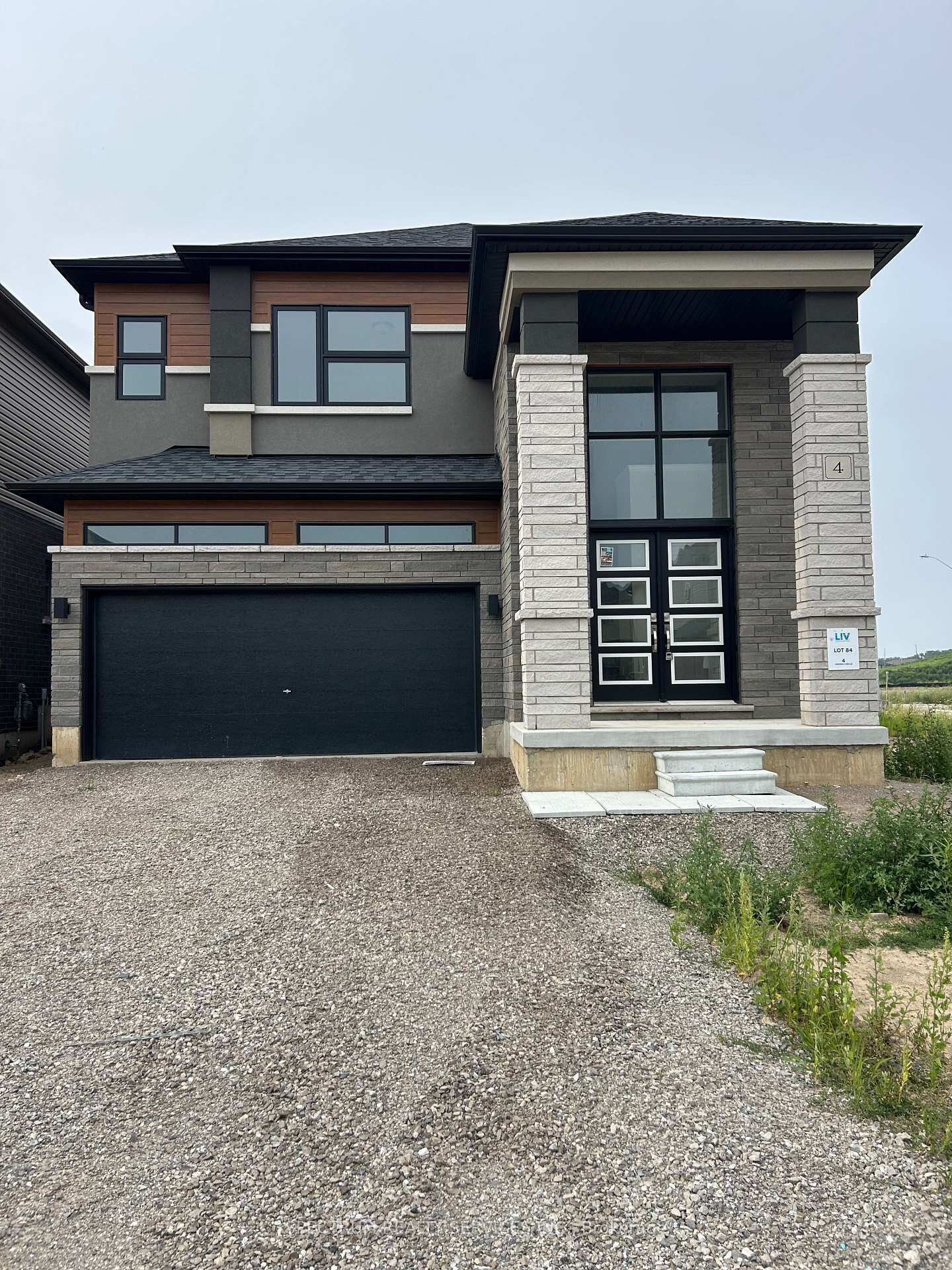 Property Photo: 4 Arding Circle ON N3L 0P6