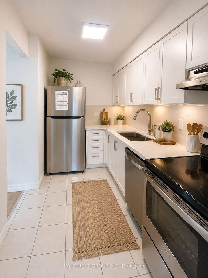 Property Photo: 44 Woody Vine Way ON M2J 4H6