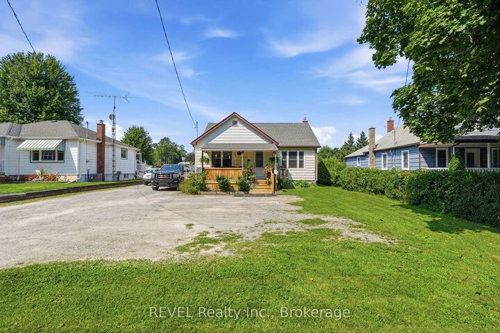 Property Photo: 5699 Montrose Road ON L2H 1K9