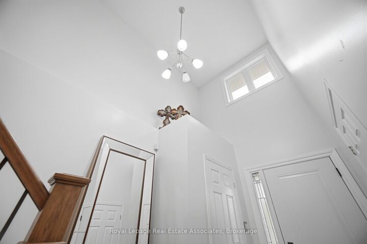 Property Photo: 4119 Continental Drive ON L7M 4L1