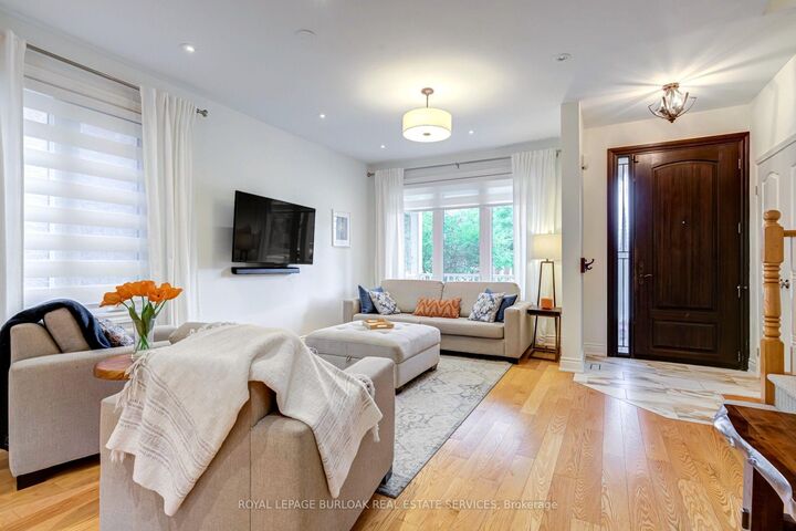 Property Photo: 2342 Lionstone Drive ON L6M 4T4