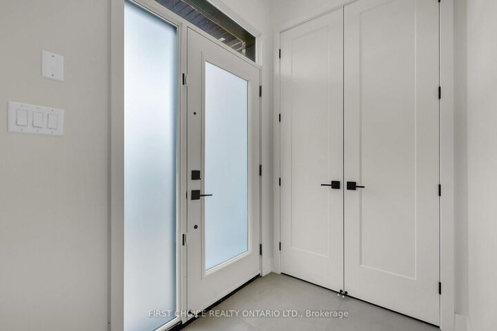 Property Photo: 269 Queen Mary Street ON K1K 1X1