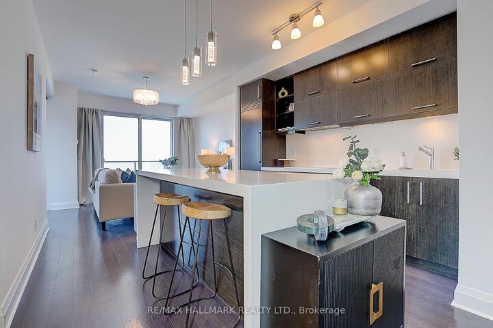Photo de la propriété:  65 St Mary Street 2906  ON M5S 0A6 