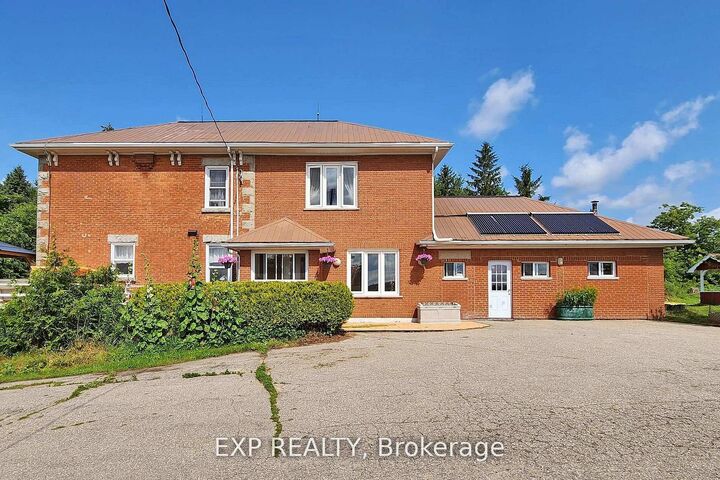 Property Photo: 351219 Seventeenth Line ON L9W 2Y9