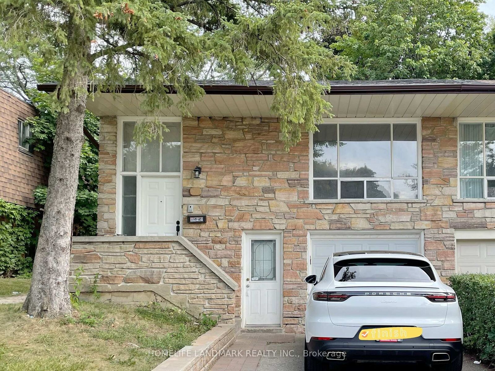 Property Photo:  47 Clancy Drive Main Floor  ON M2J 2V7 