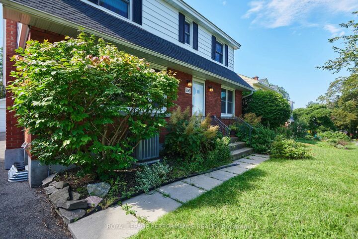 Property Photo:  166 Winther Avenue  ON K1H 6E2 