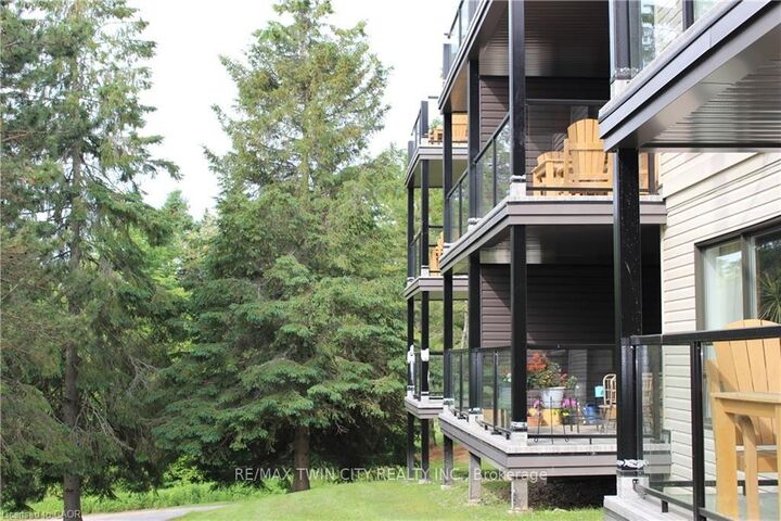 1235 Deerhurst Drive 52-105 — photo 1
