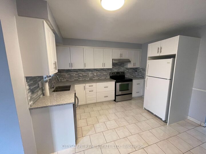 Property Photo:  594 Bunting Road  ON L2M 2Z8 