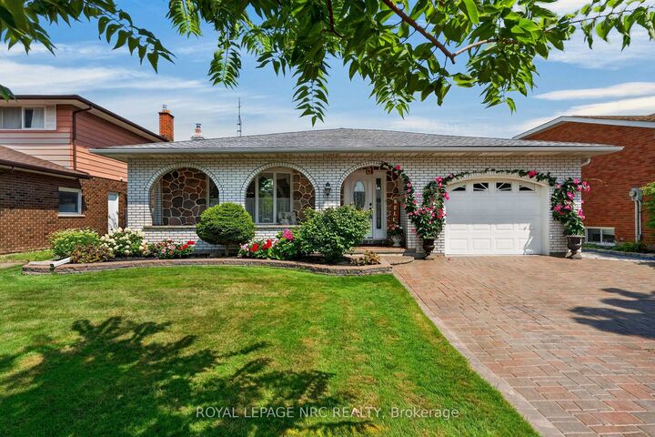 Property Photo: 43 Brimley Crescent ON L2M 7A8