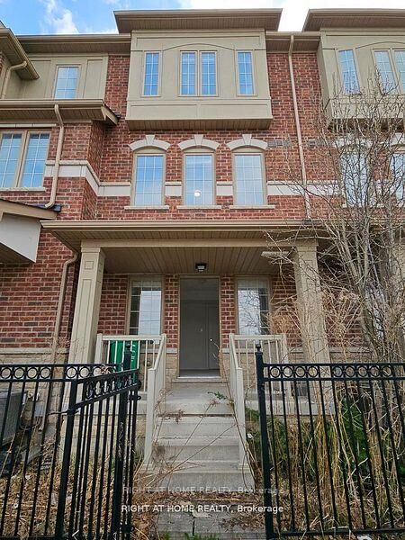 Property Photo:  11 Telegraph Street Main  ON L6Z 0H9 