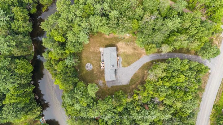 Property Photo: 1097 Hawk Valley Road ON K0M 1S0