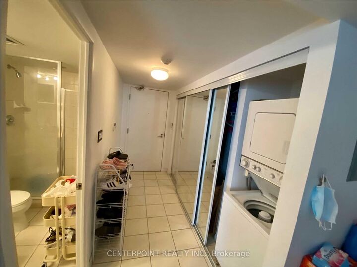 Property Photo:  37 Grosvenor Street 603  ON M4Y 3G5 