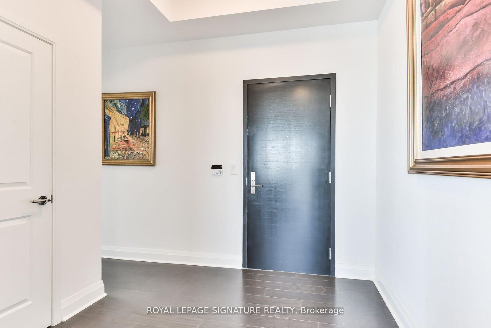 Property Photo:  65 St Mary Street 4002  ON M5S 0A6 