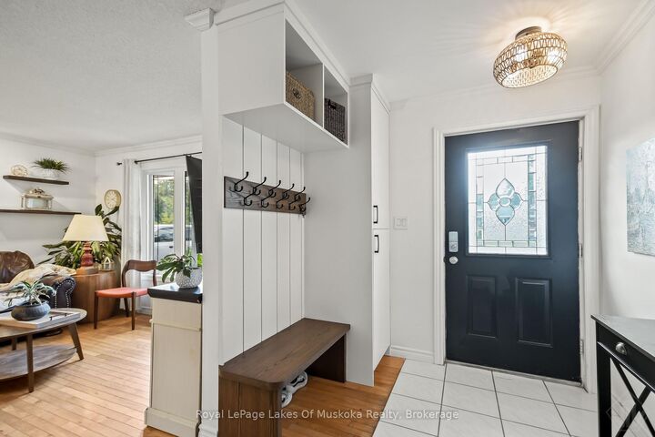 45 Kevin Crescent — photo 1