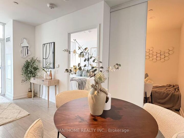 Property Photo:  181 Dundas Street E 502  ON M5A 0N5 