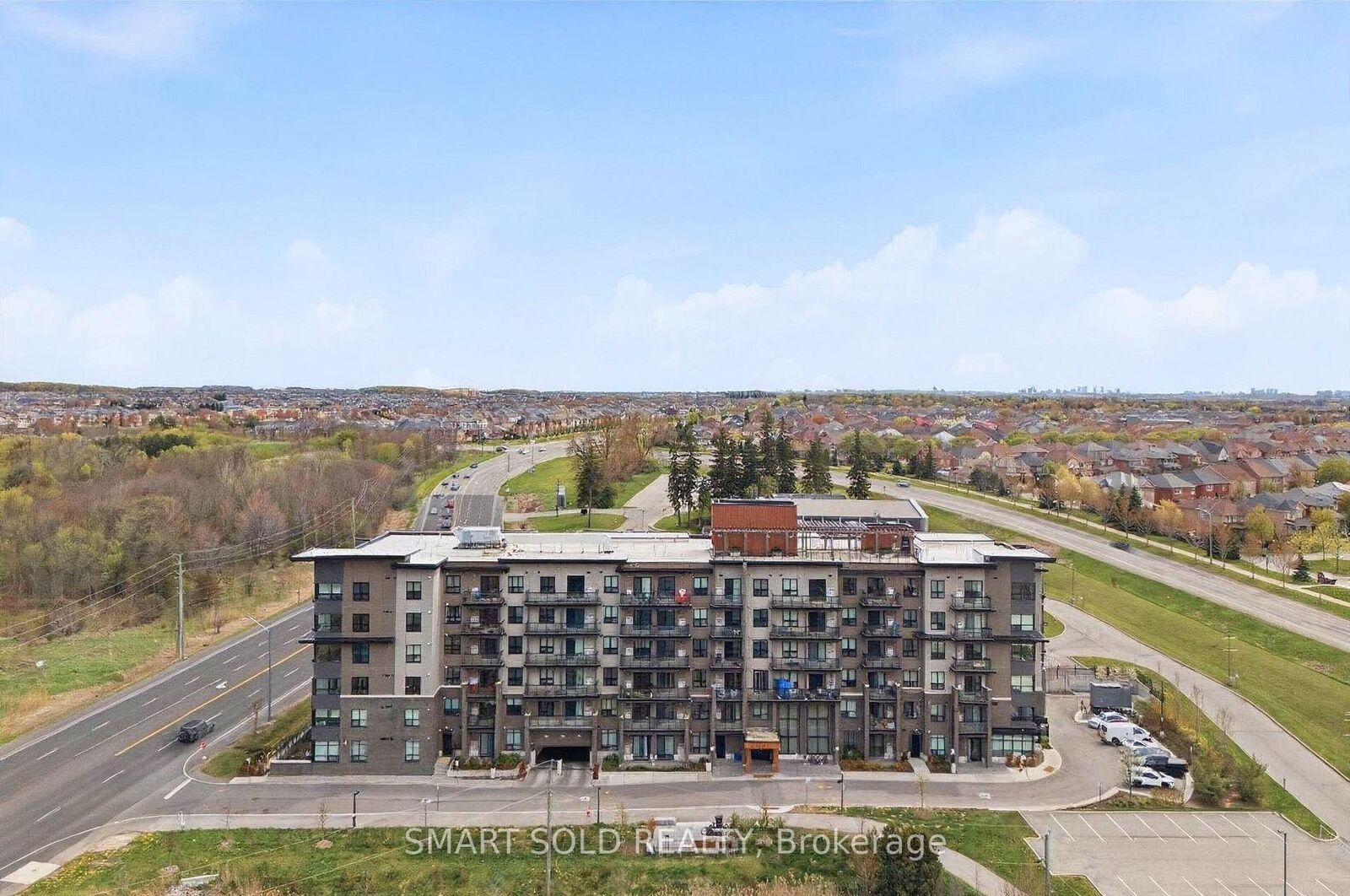 Property Photo: 9700 Ninth Line 105 ON L6B 1A8
