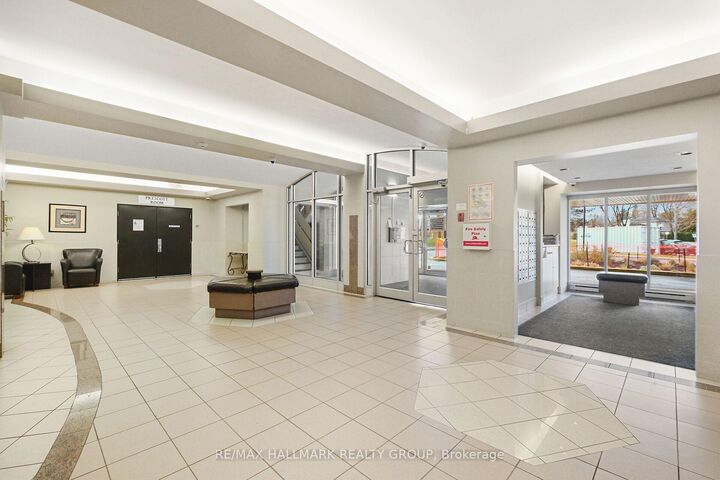 Property Photo:  900 Dynes Road 210  ON K2C 3L6 