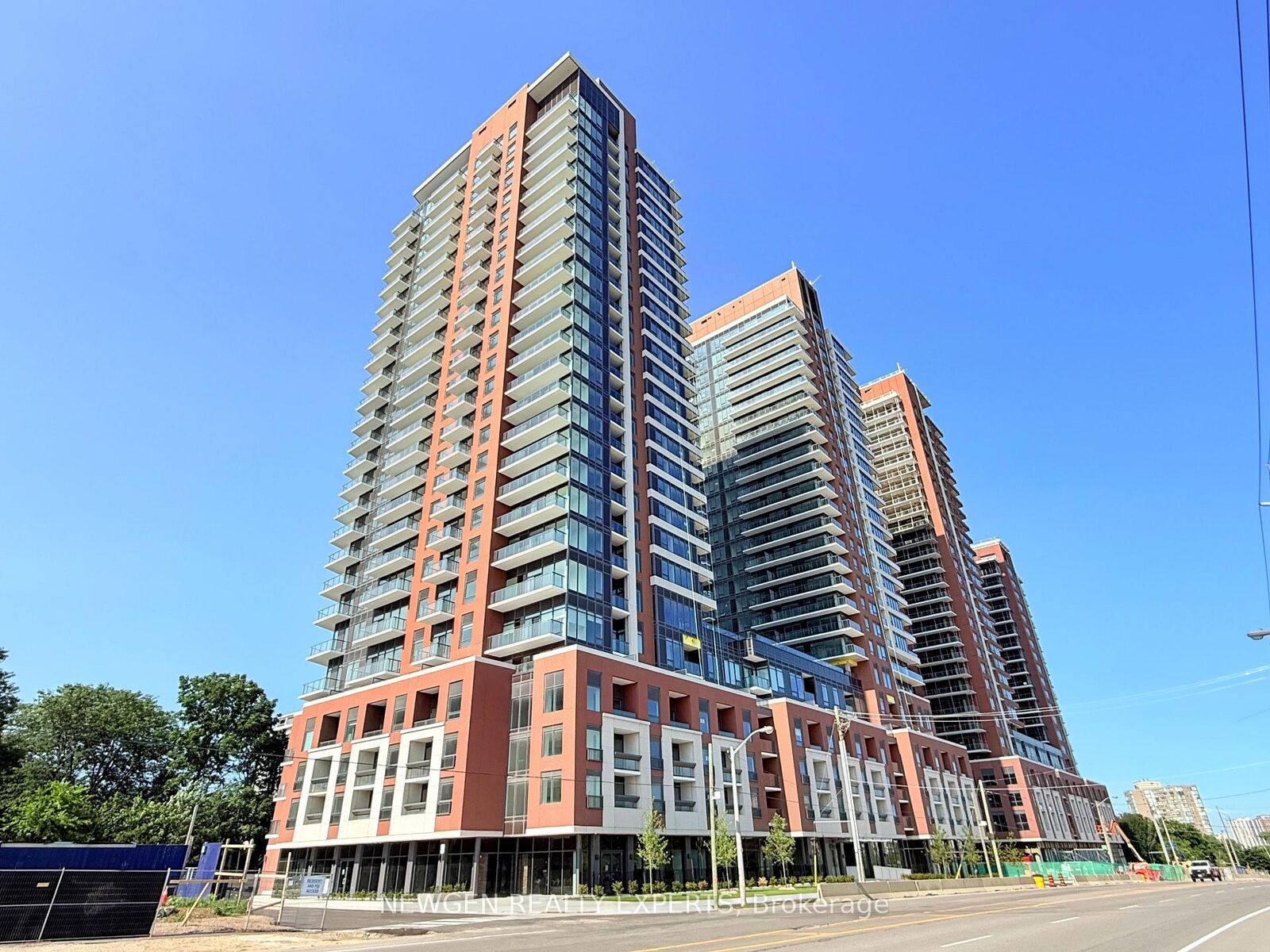 Property Photo: 4010 Eglinton Avenue W 1404 ON M9A 0G5