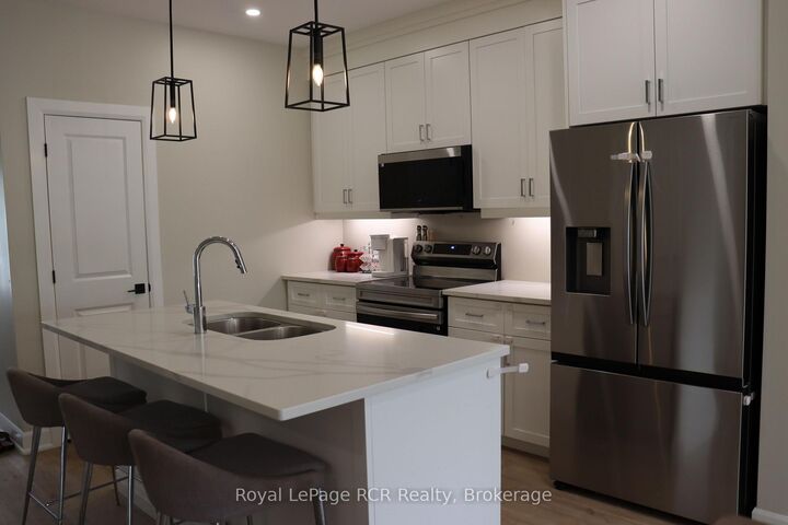 Property Photo:  221130 Grey Road 9 N/A  ON N0G 2M0 