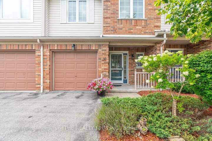 Property Photo: 320 Ambleside Drive 30 ON N6G 5H9