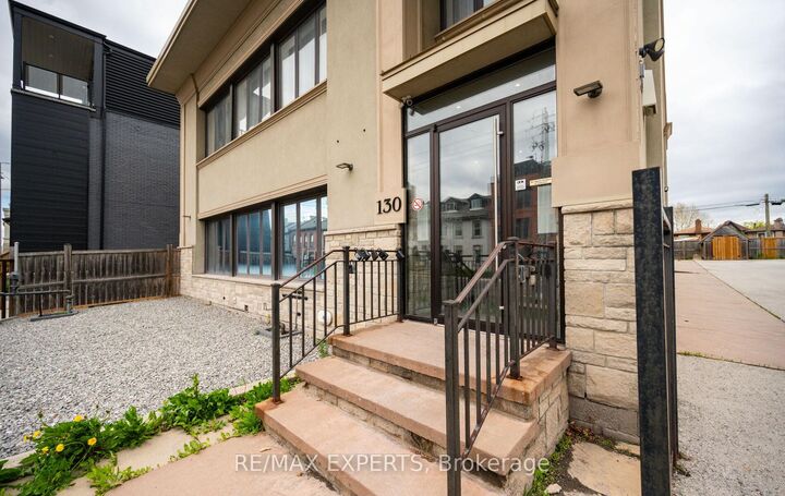Property Photo: 130 Wellington Street N 203 ON L8R 1N3