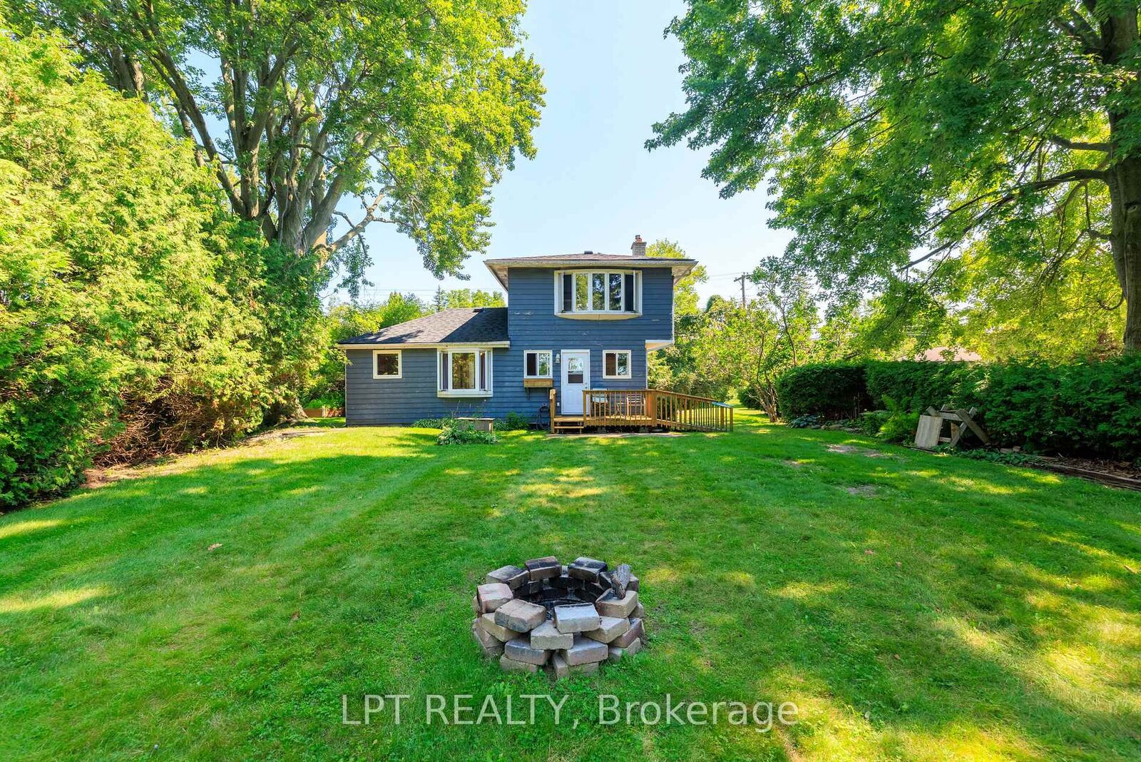 Property Photo: 247 Hedge Road ON L0E 1R0