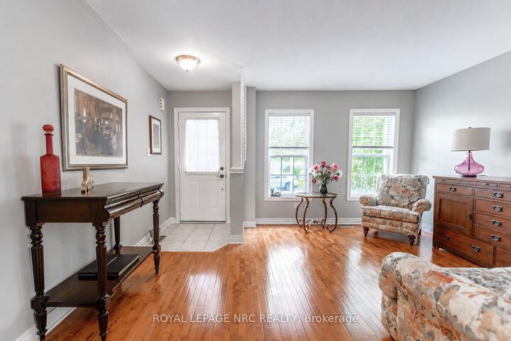 Property Photo: 111 Cole Crescent ON L0S 1J0