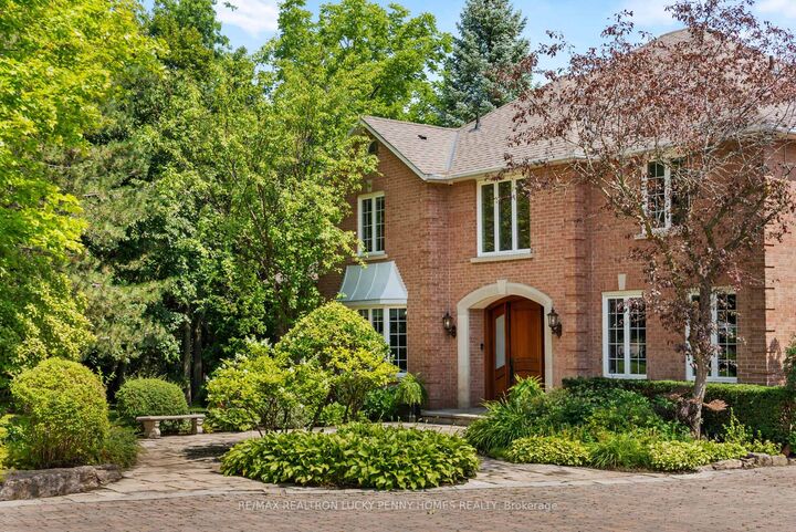 Property Photo: 27 Glenridge Drive ON L6C 1A2