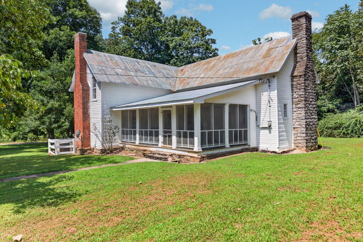 Property Photo:  527 Ward Fork Rd  TN 38588 