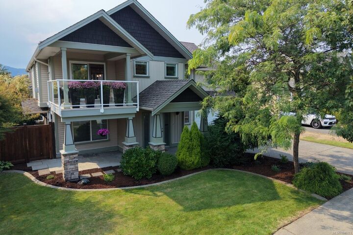 595 Sarum Rise Way — photo 1