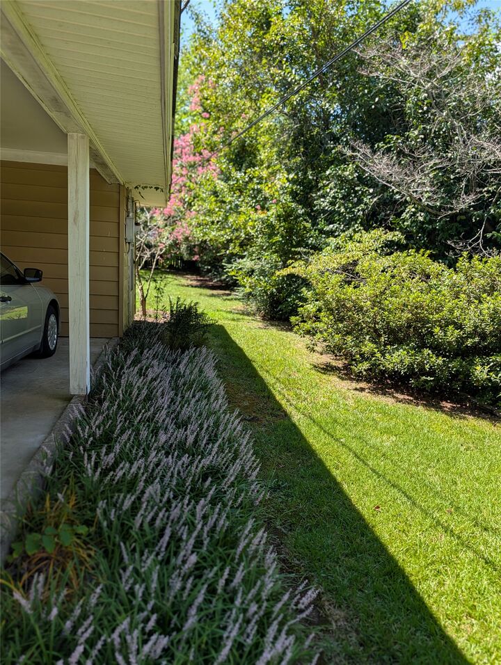 Property Photo: 493 Pamela Drive VA 23601