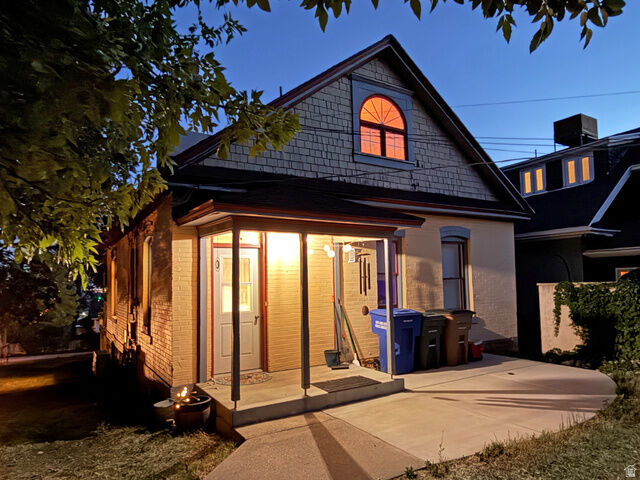 Property Photo: 587 E 9th Ave UT 84103