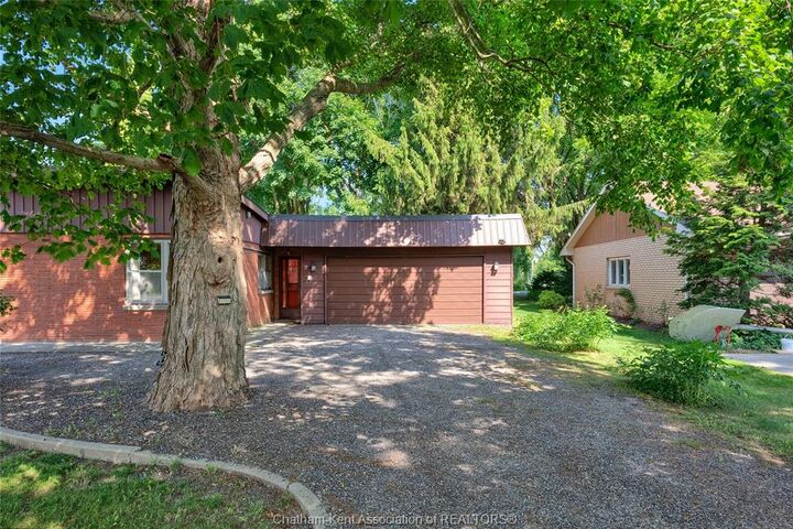 Property Photo:  6959 Riverview Line  ON N7M 5T1 