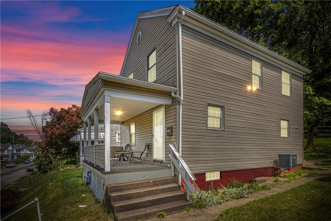 Property Photo: 1301 Wade St PA 15001