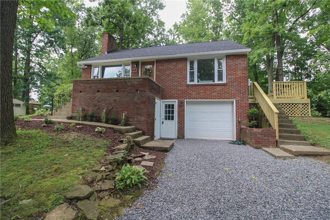 Property Photo: 124 Georgetown Rd PA 15010