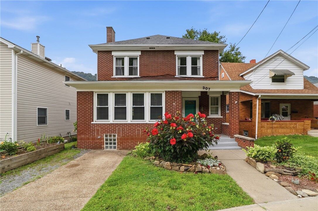 Property Photo: 307 Ambridge Ave PA 15003