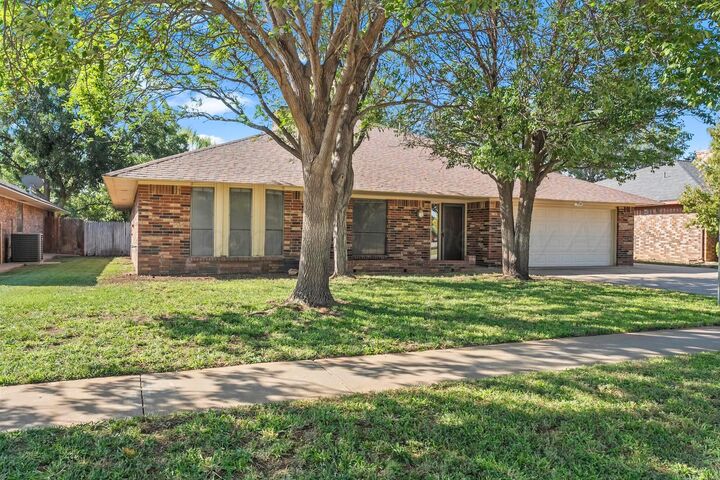 Property Photo: 7909 Mitcham Drive TX 79121-1029