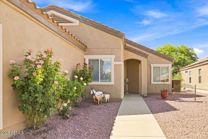 Property Photo: 742 S Rainbow Ridge Drive S AZ 86325