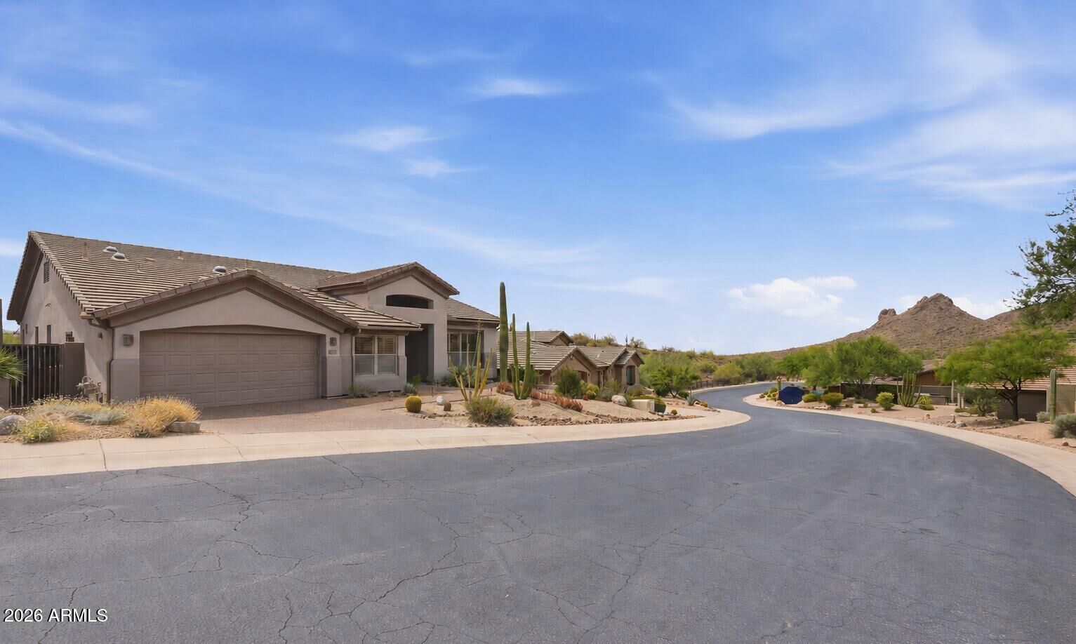 Property Photo: 14811 E Lookout Ledge -- AZ 85268