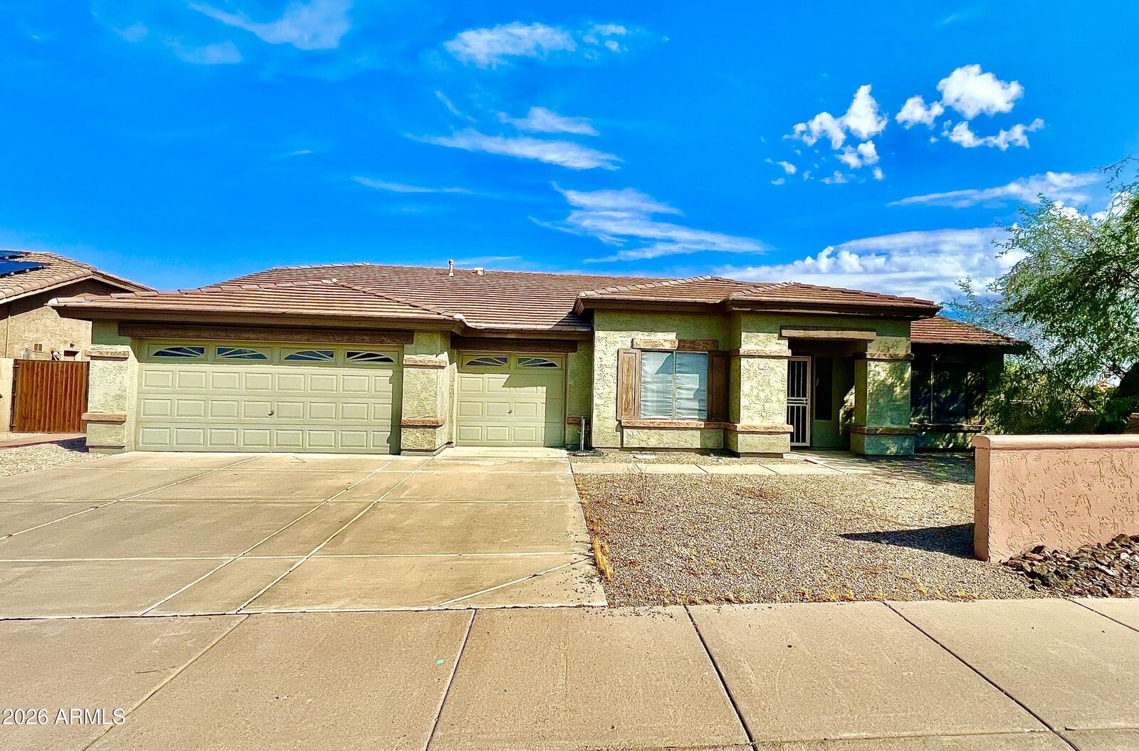 Property Photo:  17568 W Copper Ridge Drive  AZ 85338 