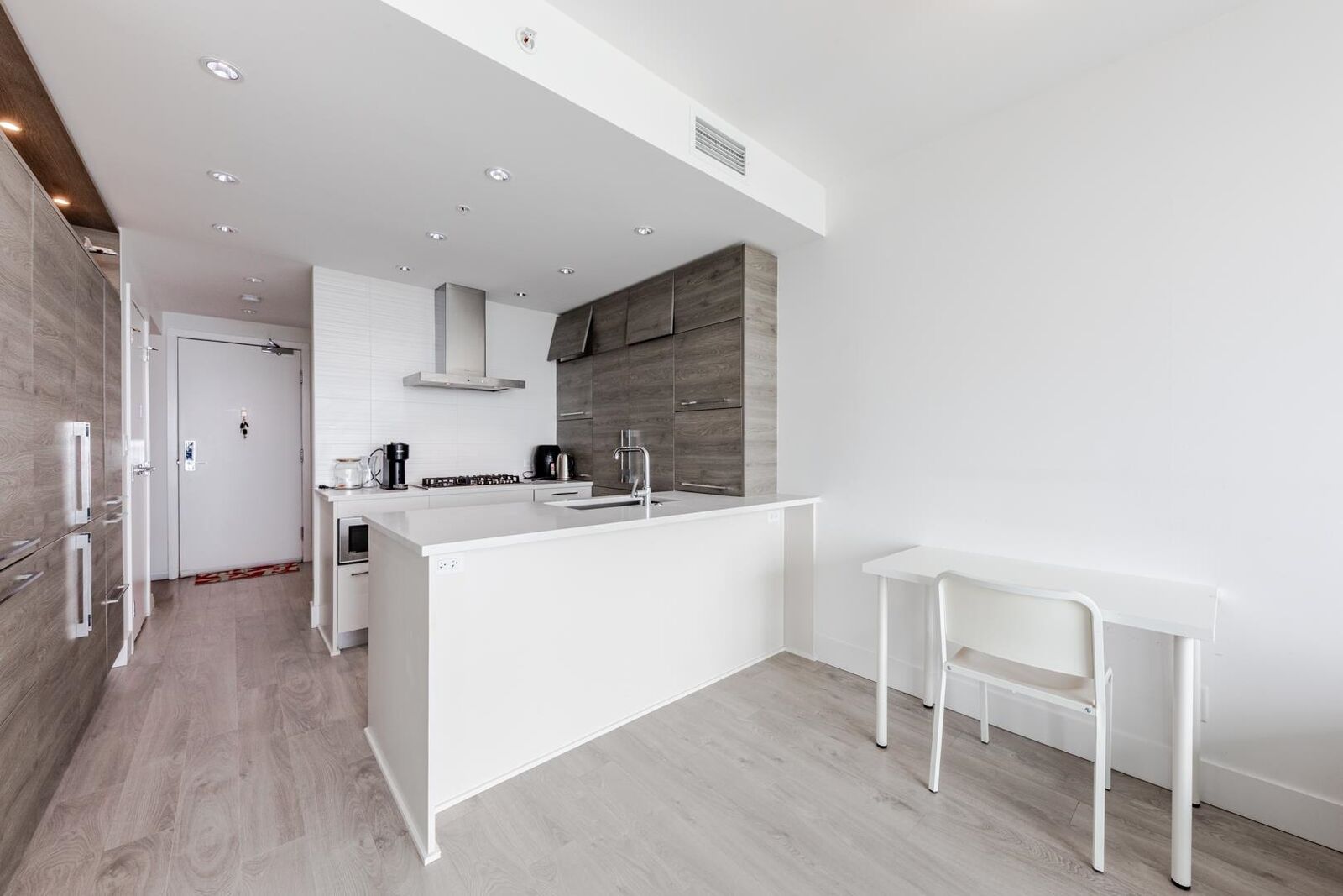 Property Photo:  7388 Kingsway 3006  BC V3N 0G9 